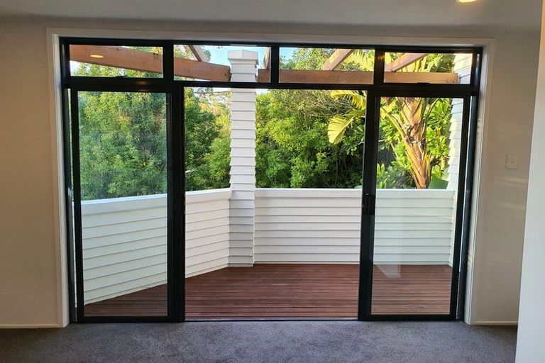 Photo of property in 14/50 Livingstone Street, Westmere, Auckland, 1022