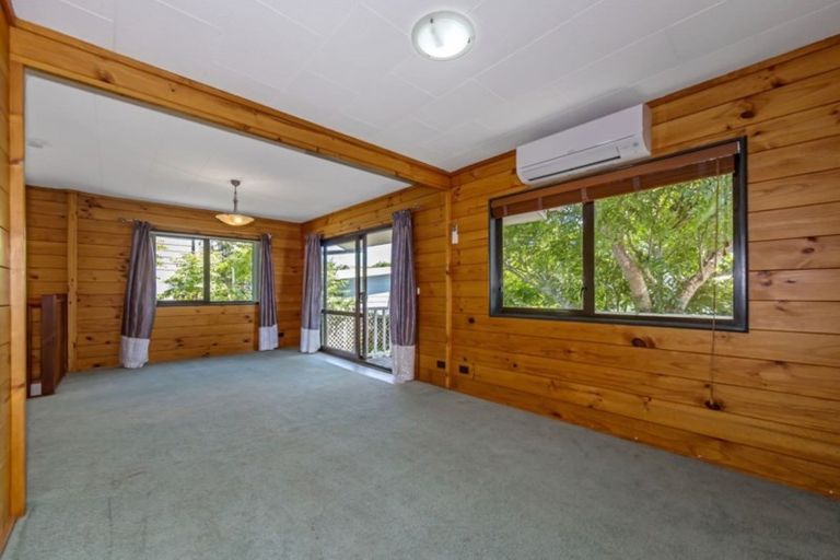 Photo of property in 24a Otanerua Road, Hatfields Beach, Orewa, 0931