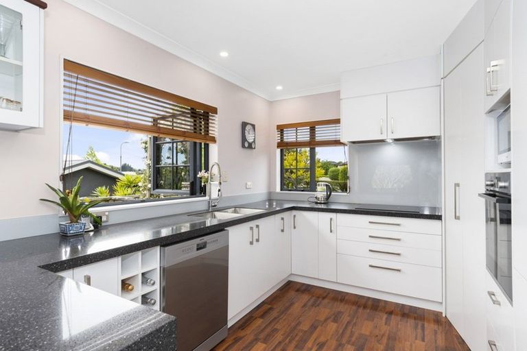 Photo of property in 9 Athfield Drive, Bethlehem, Tauranga, 3110
