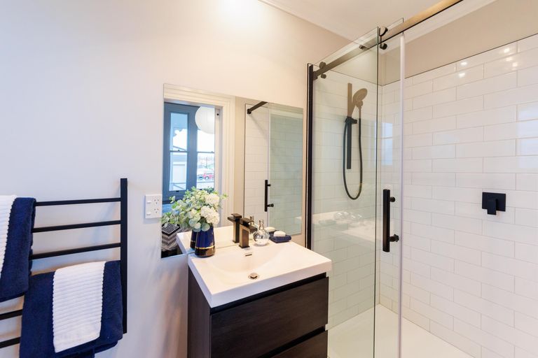 Photo of property in 10 Stewart Street, Marton, 4710