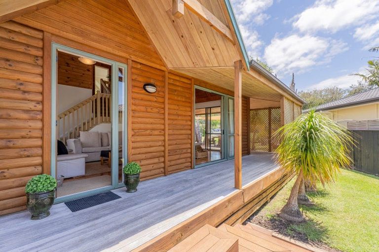 Photo of property in 12 Cathedral Court, Hahei, Whitianga, 3591