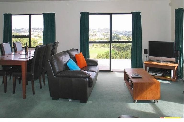 Photo of property in 27a Kentwood Drive, Woodridge, Wellington, 6037