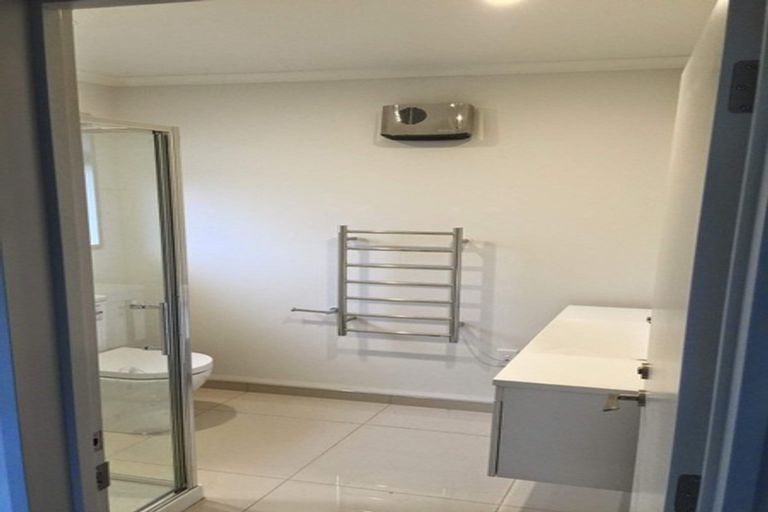 Photo of property in 23 Putake Drive, Parklands, Christchurch, 8083