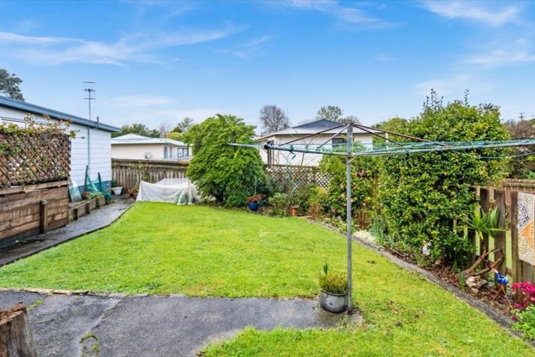 Photo of property in 2a Montgomery Avenue, Onerahi, Whangarei, 0110