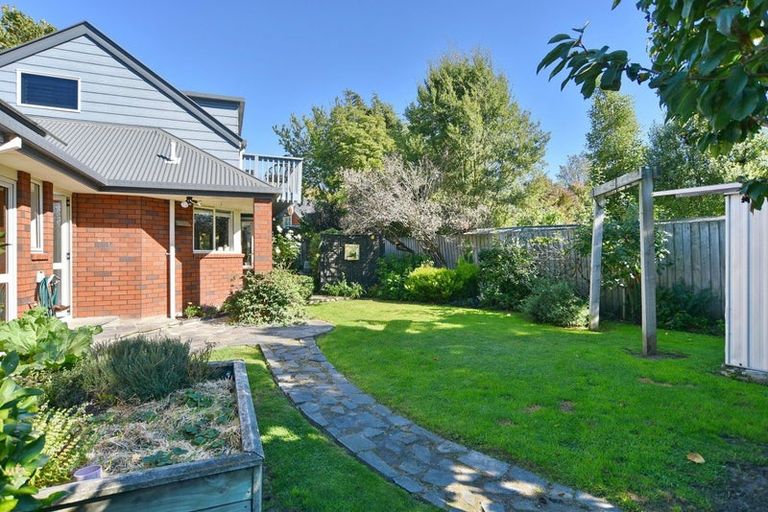 Photo of property in 10 Milesbrook Close, Rangiora, 7400