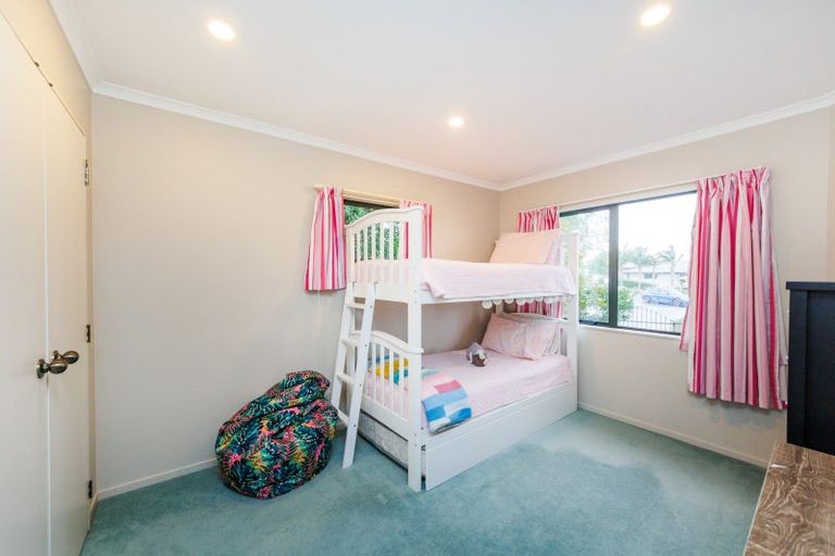 Photo of property in 15 Woodland Grove, Feilding, 4702