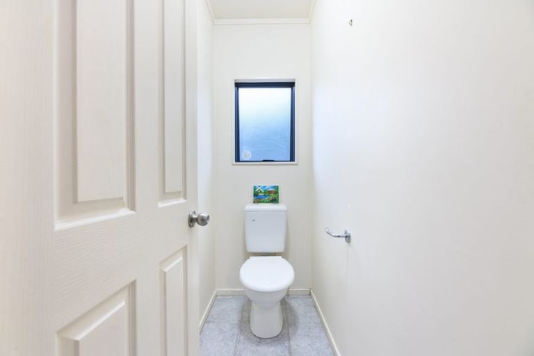 Photo of property in 9 Butia Avenue, Henderson, Auckland, 0612