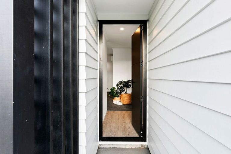 Photo of property in 28 Foley Grove, Pyes Pa, Tauranga, 3110