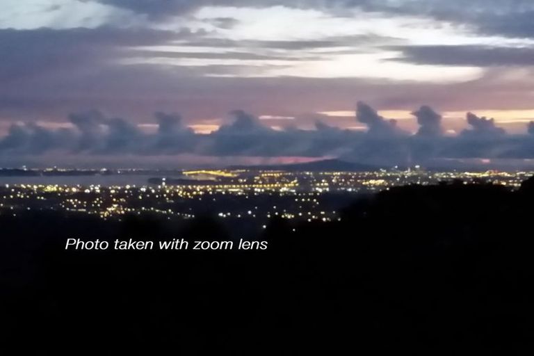 Photo of property in 19 Cascade Avenue, Waiatarua, Auckland, 0604