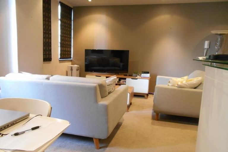 Photo of property in The Quay, 2/332a2 Lambton Quay, Wellington Central, Wellington, 6011