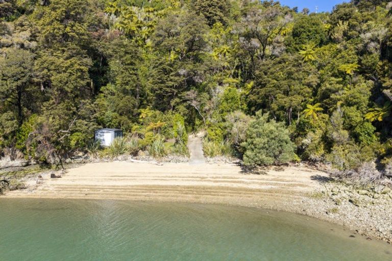 Photo of property in 362 Moetapu Bay Road, Moetapu Bay, Linkwater, 7282