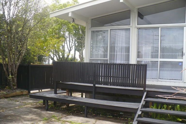 Photo of property in 5 Triangle Road, Massey, Auckland, 0614