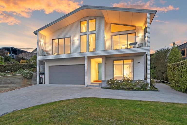 Photo of property in 44 Saint Andrews Hill Road, Mount Pleasant, Christchurch, 8081
