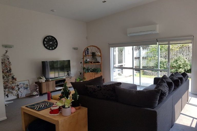 Photo of property in 5 Willowgrange Place, Pukekohe, 2120