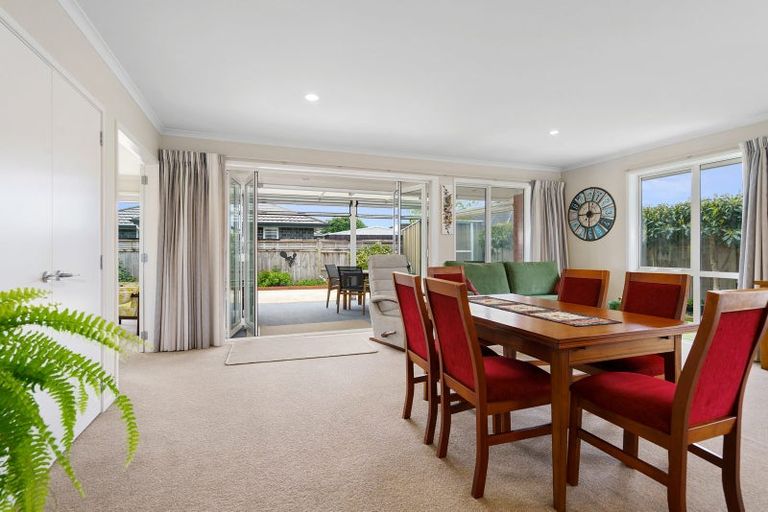 Photo of property in 12 Jarrett Terrace, Leamington, Cambridge, 3432