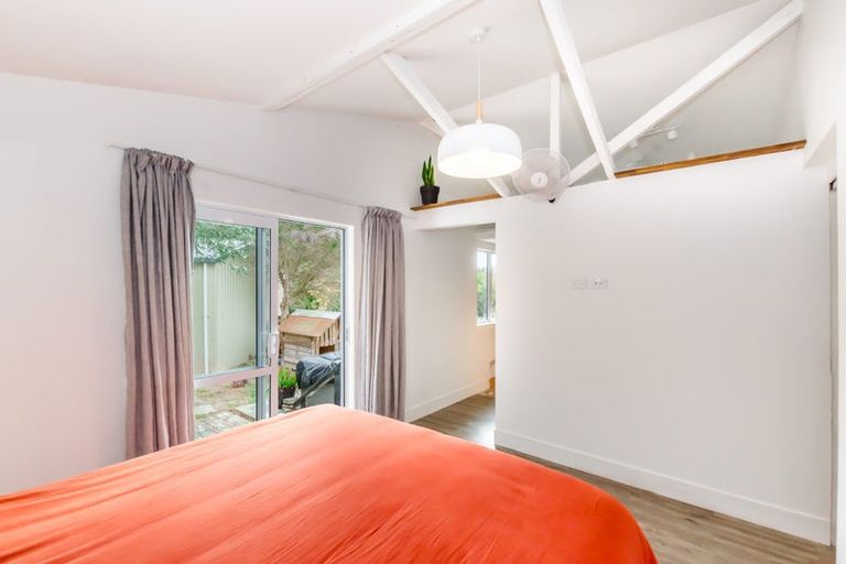 Photo of property in 577 Waikawa Beach Road, Waikawa Beach, Levin, 5573