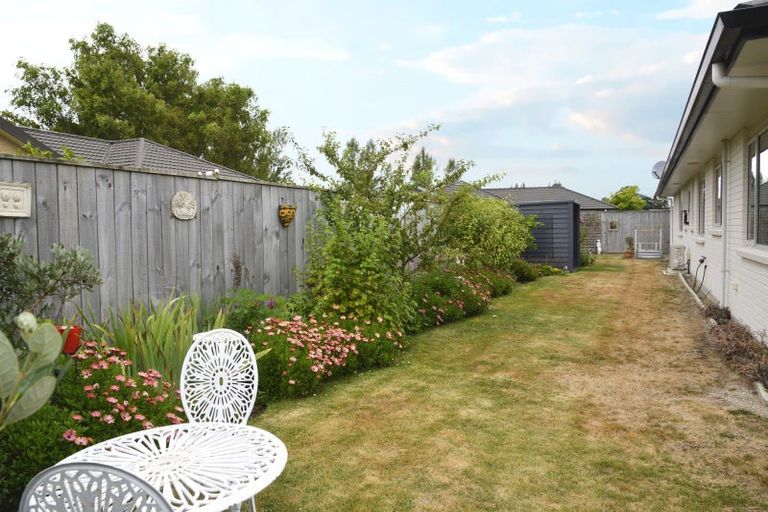 Photo of property in 64 Feist Street, Carterton, 5713