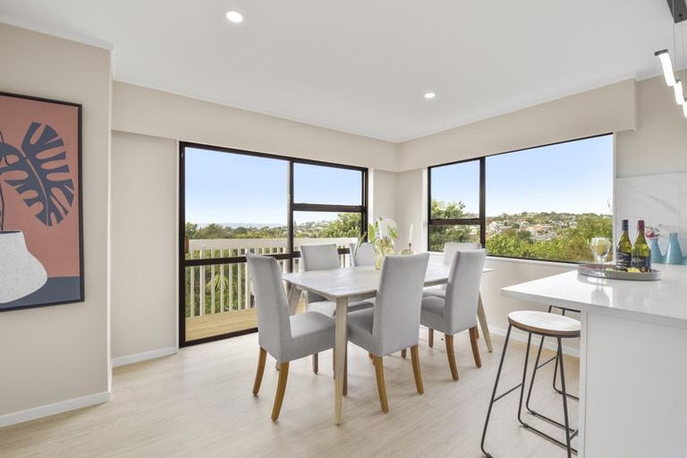 Photo of property in 47 Amorino Drive, Red Beach, 0932