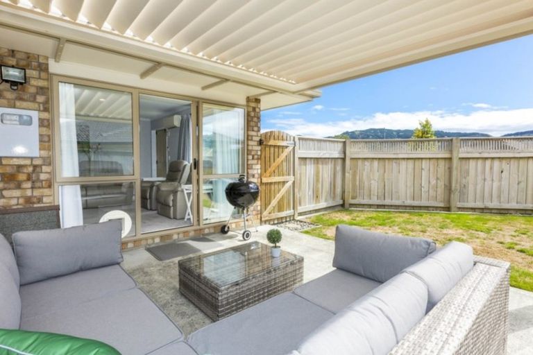 Photo of property in 33 Evergreen Crescent, Trentham, Upper Hutt, 5018