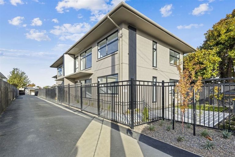 Photo of property in 3/14 Stoneyhurst Street, St Albans, Christchurch, 8014