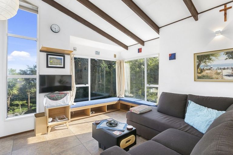 Photo of property in 11 Kilgour Street, Waihola, Milton, 9073