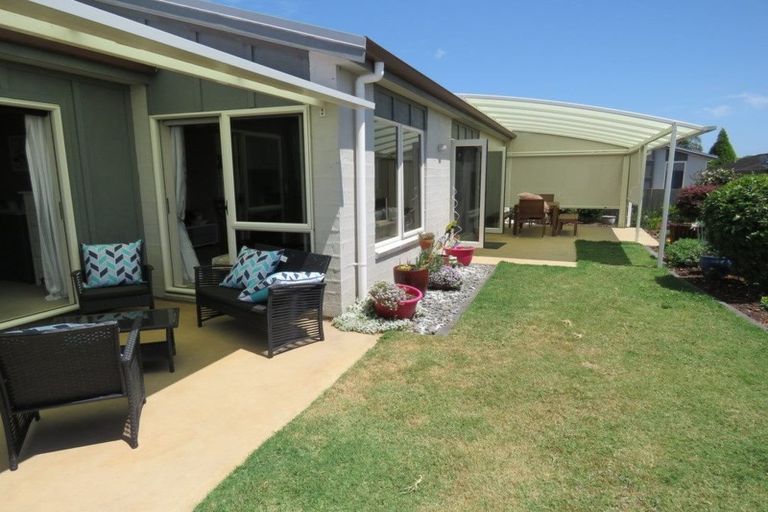 Photo of property in 1/18 The Glade, Papamoa Beach, Papamoa, 3118