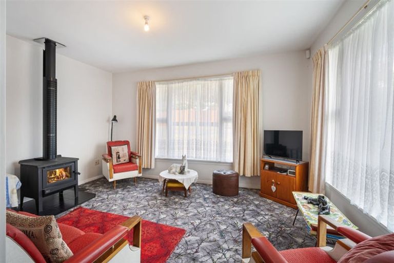 Photo of property in 2 Lucienne Place, Hillsborough, Christchurch, 8022