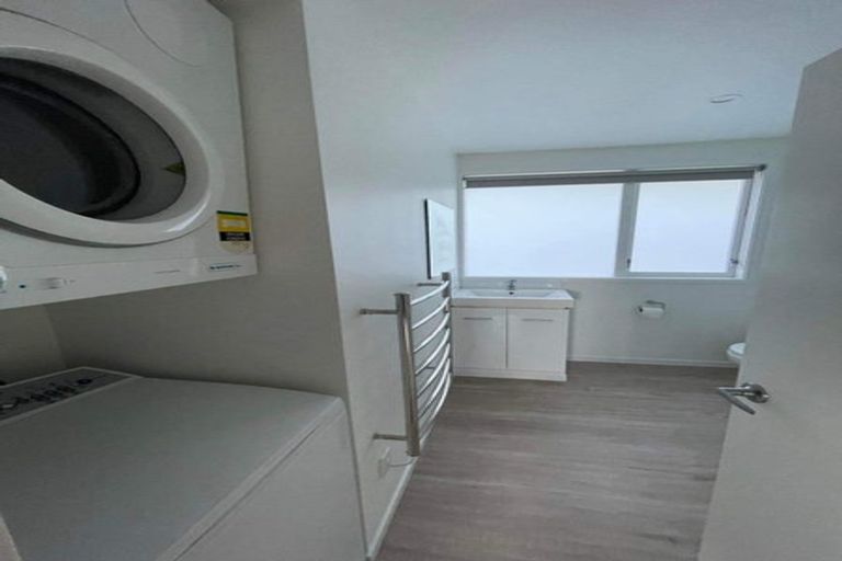 Photo of property in 82 Howard Road, Point Howard, Lower Hutt, 5013