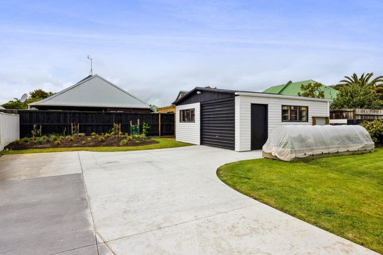 Photo of property in 56 Vogel Street, Hawera, 4610