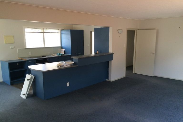 Photo of property in 30a Tramway Road, Beach Haven, Auckland, 0626