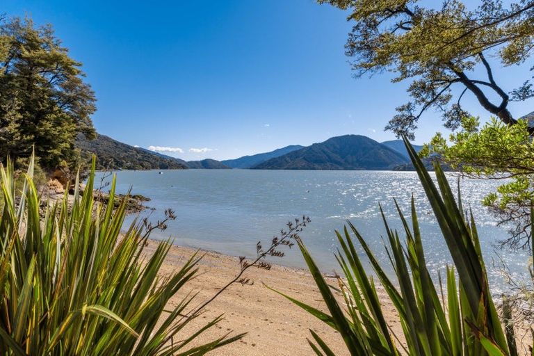 Photo of property in 362 Moetapu Bay Road, Moetapu Bay, Linkwater, 7282