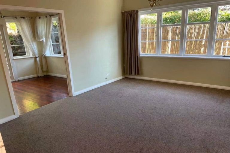 Photo of property in 2/245 Lake Road, Belmont, Auckland, 0622
