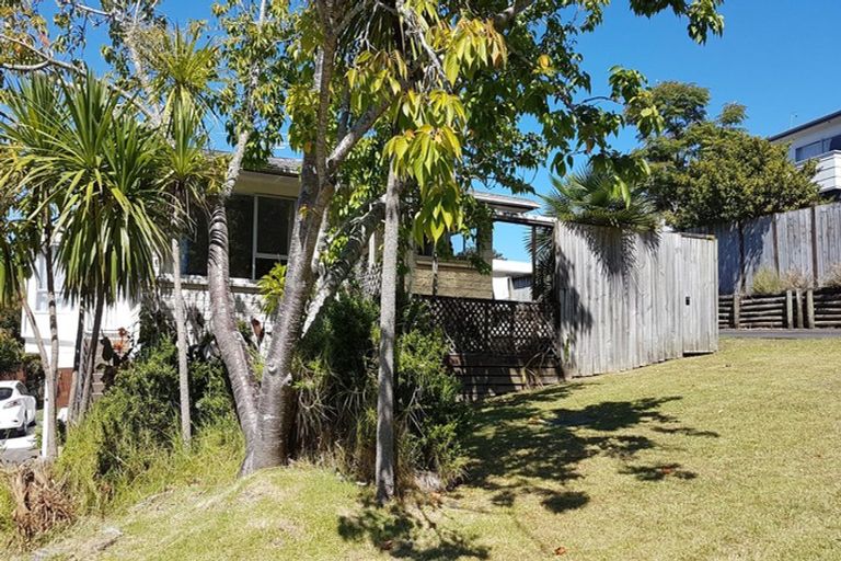 Photo of property in 1 Stredwick Drive, Torbay, Auckland, 0630