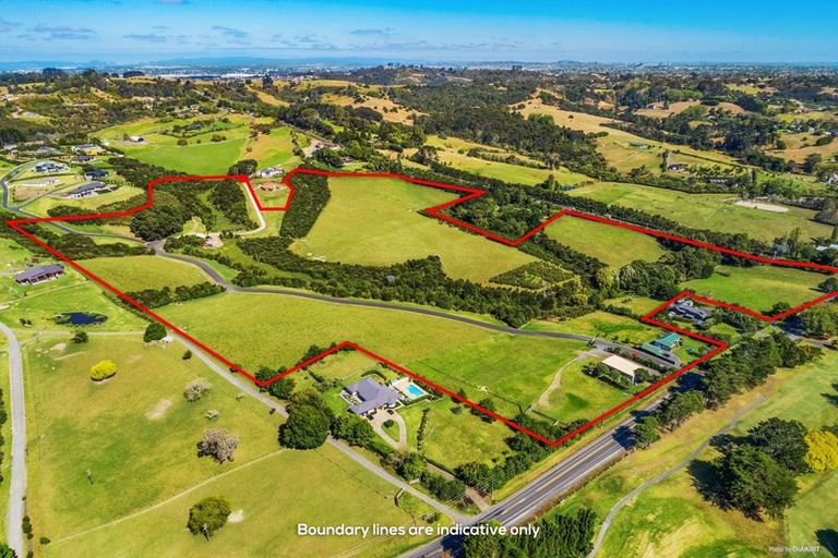 Photo of property in 63 Whitford Park Road, Whitford, Manurewa, 2576