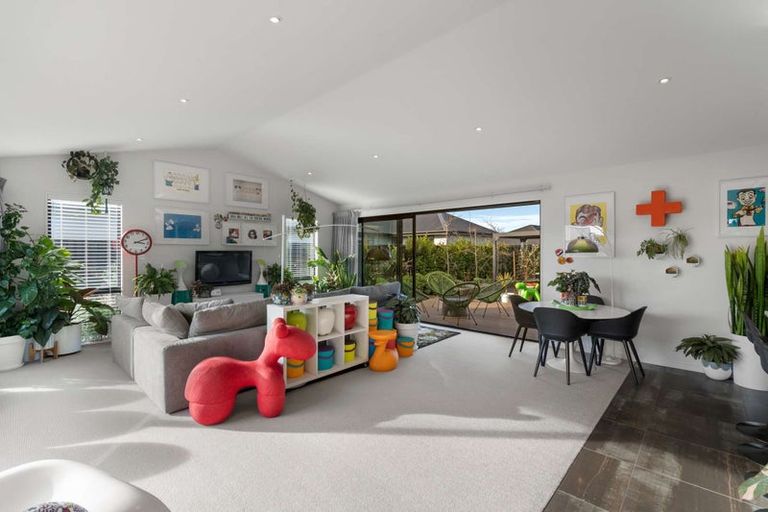 Photo of property in 19 Falcon Road, Rolleston, 7615