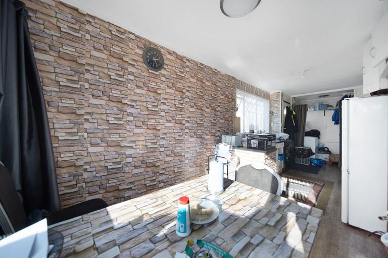 Photo of property in 22 Watchfield Close, Mangere, Auckland, 2022