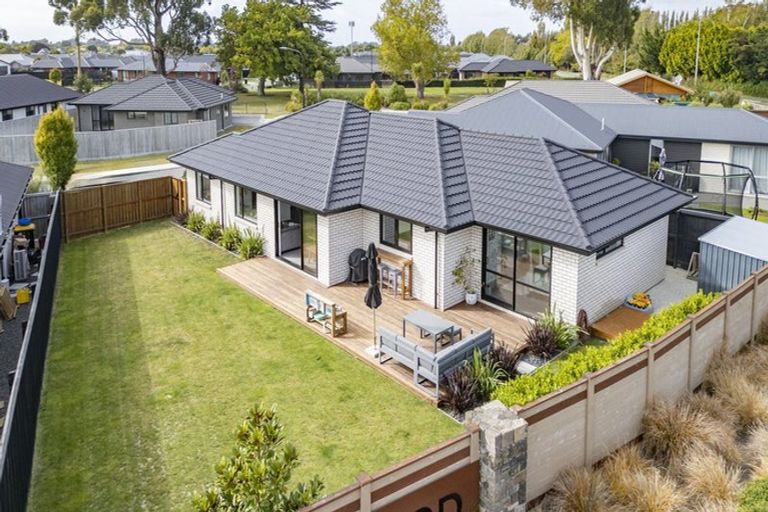 Photo of property in 24 John Raven Lane, Woodend, 7610