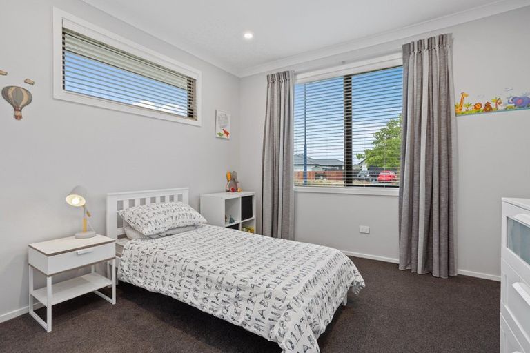 Photo of property in 83 Tiritiri Moana Drive, Pegasus, 7612