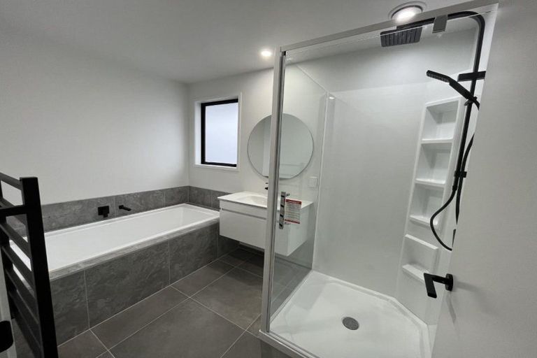 Photo of property in 3b Turehu Street, Merrilands, New Plymouth, 4312