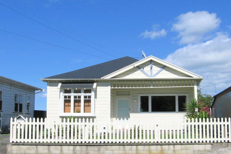 Photo of property in 402 Clifford Street, Mangapapa, Gisborne, 4010