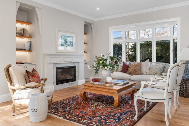 Photo of property in 43 Tomes Road, St Albans, Christchurch, 8052