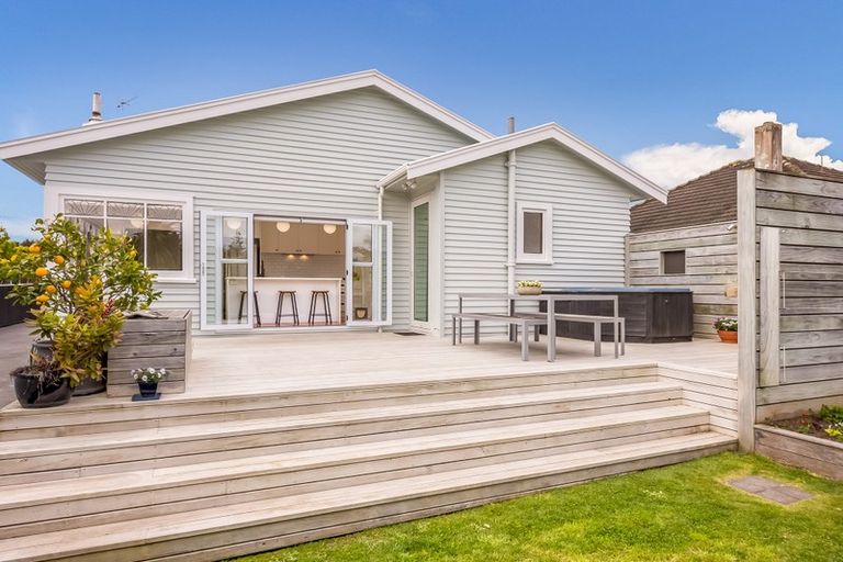 Photo of property in 24 Hart Avenue, Boulcott, Lower Hutt, 5011