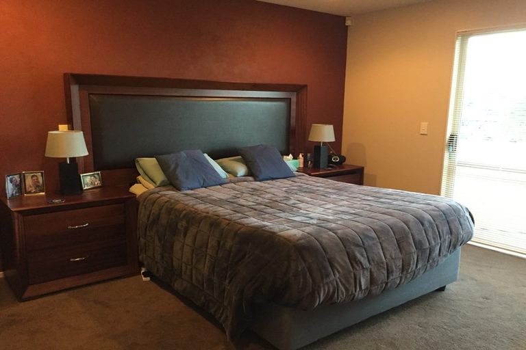 Photo of property in 7 Gillett Place, Botany Downs, Auckland, 2014