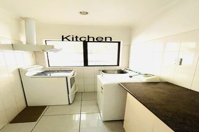 Photo of property in 102 Middlefield Drive, Flat Bush, Auckland, 2016