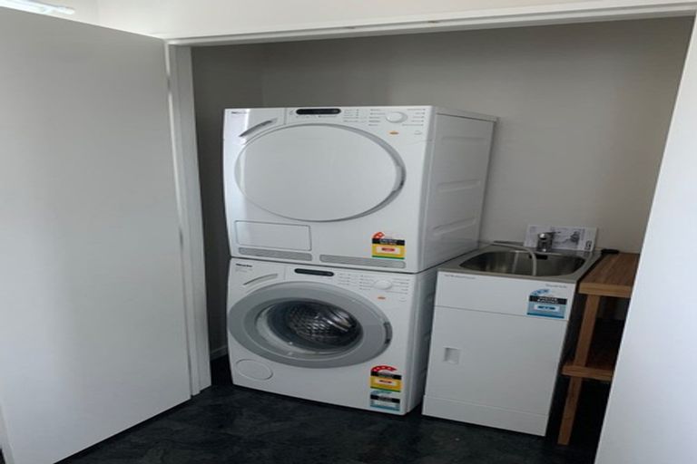 Photo of property in 6 Centennial Road, Tahunanui, Nelson, 7011