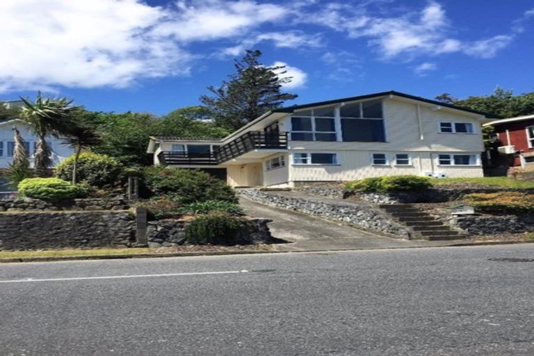 Photo of property in 19 Lord Street, Stokes Valley, Lower Hutt, 5019