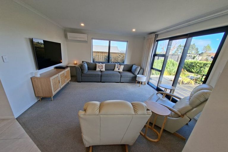 Photo of property in 8 Routeburn Lane, Karaka, Papakura, 2124