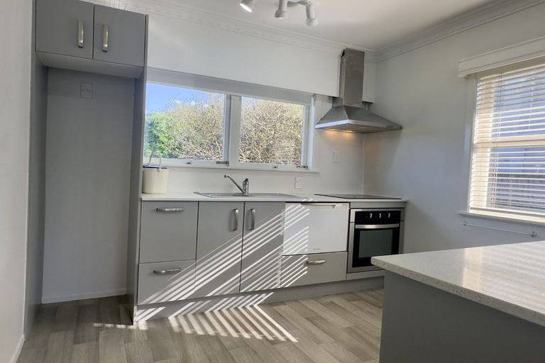 Photo of property in 6/19 Lake Pupuke Drive, Takapuna, Auckland, 0622