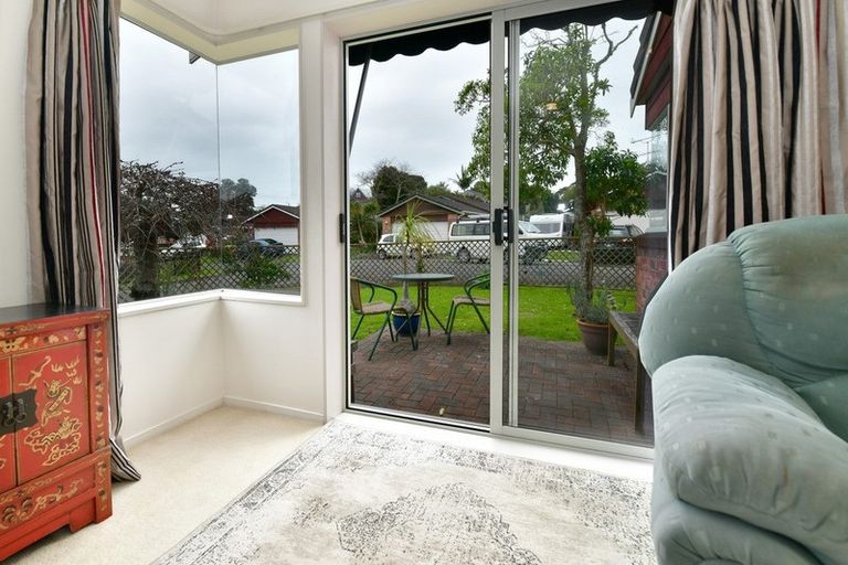 Photo of property in 15 The Grove, Red Beach, 0932