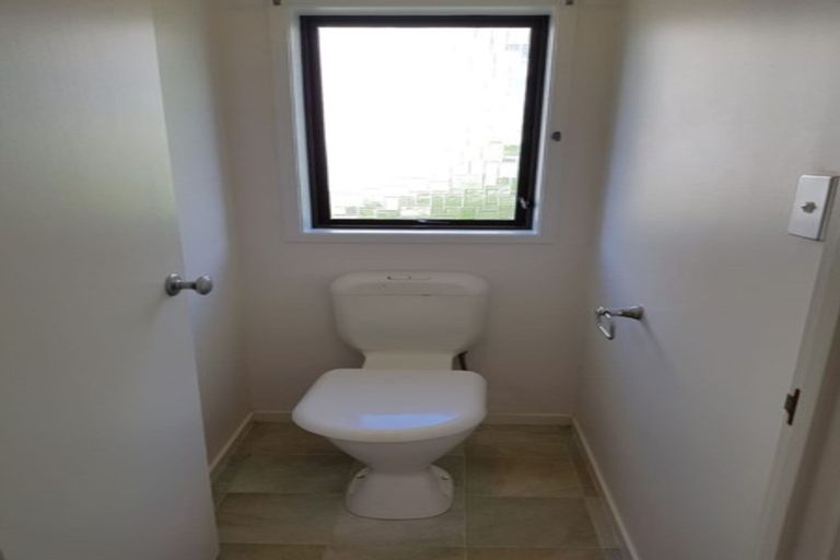 Photo of property in 65 Kurnell Drive, Botany Downs, Auckland, 2010